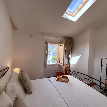Holiday home La Finestra Sul Molo - By Myhomeincomo Torno